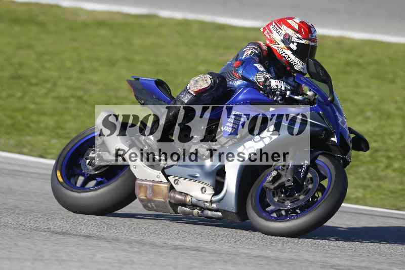 Archiv-2025/02 28.-31.01.2025 Moto Center Thun Jerez/gruen-green/70